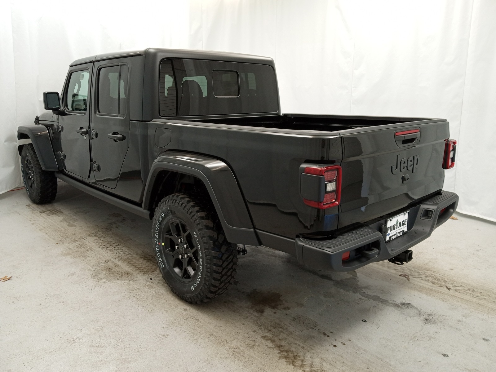 2025 Jeep Gladiator Willys photo 4