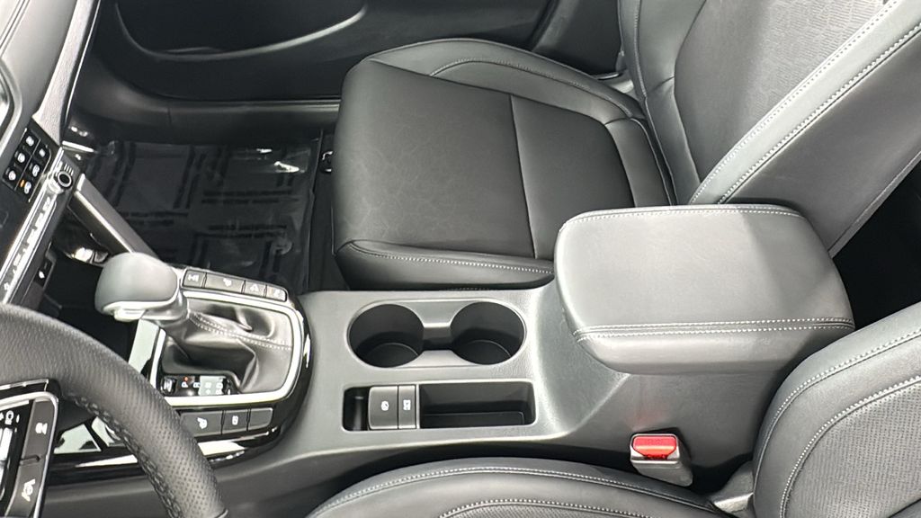 2026 Kia Seltos SX photo 32