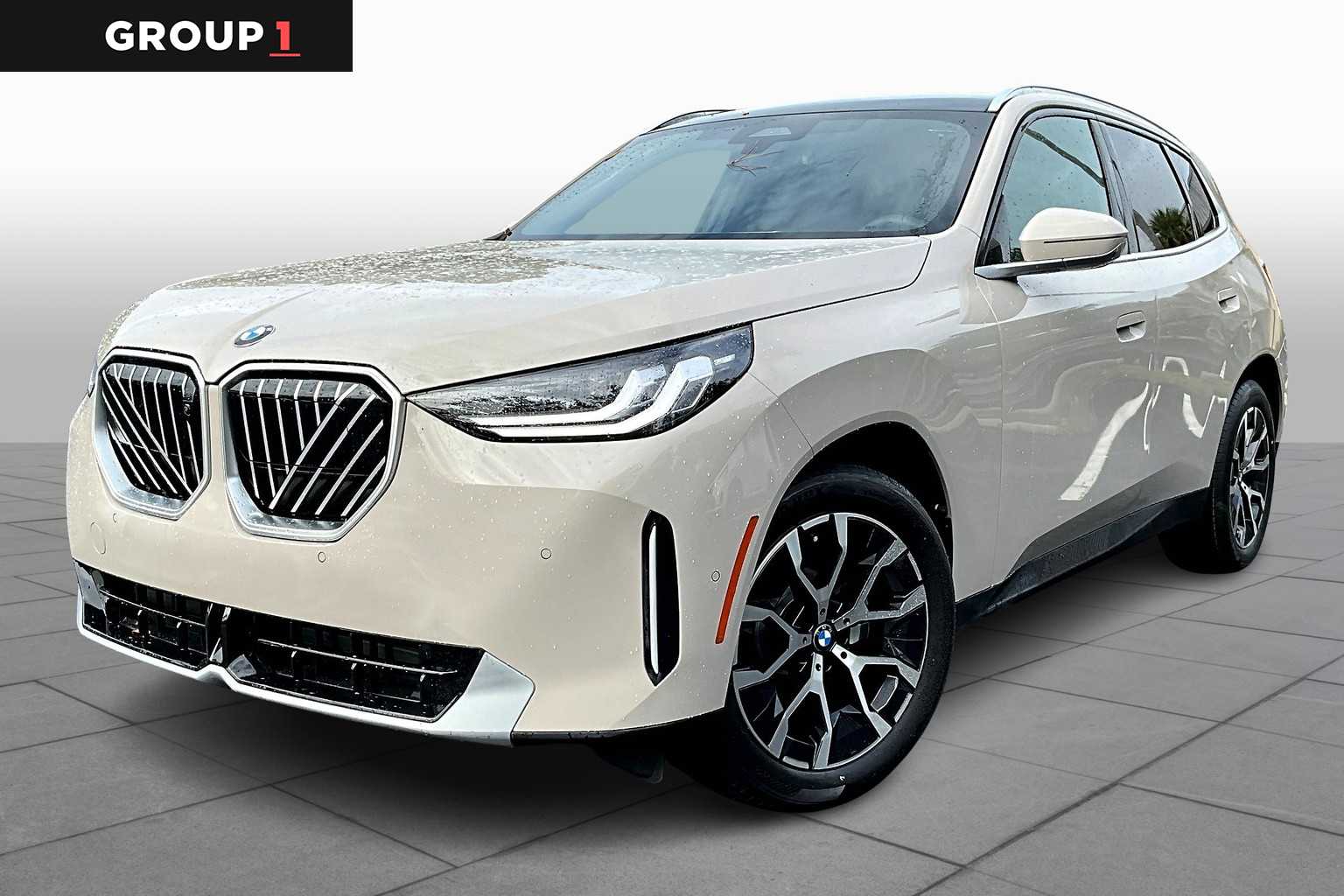 2026 BMW X3 30's photo