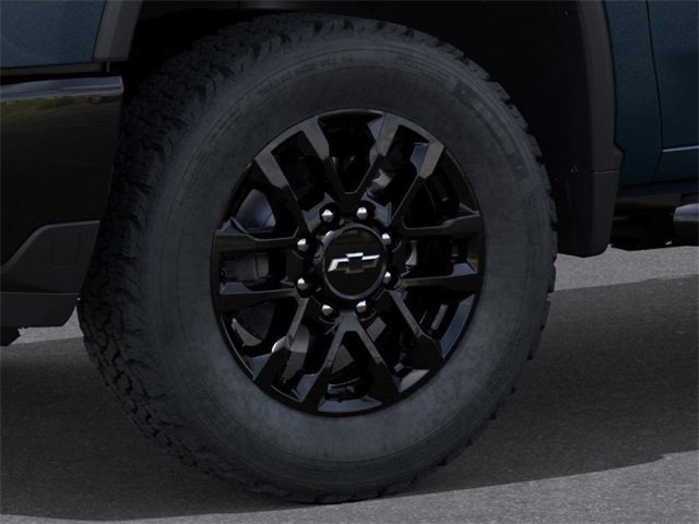 2026 Chevrolet Silverado 2500HD LT photo 9