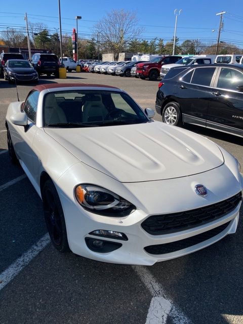 2019 FIAT 124 Spider Lusso
