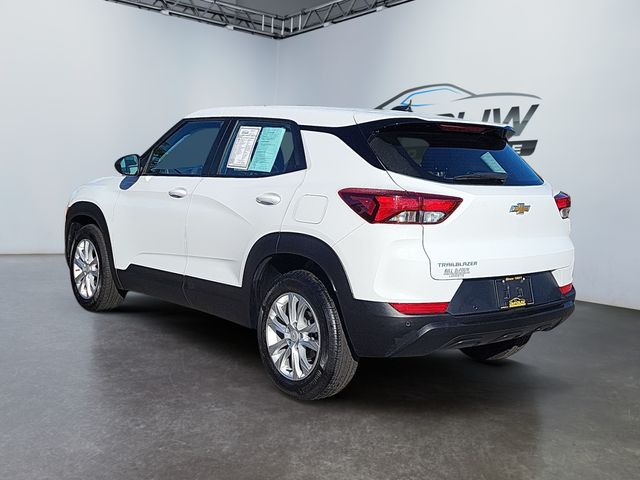 2023 Chevrolet Trailblazer LS photo 4
