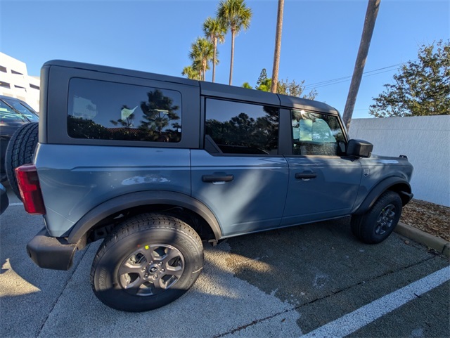 2025 Ford Bronco Big Bend photo 3