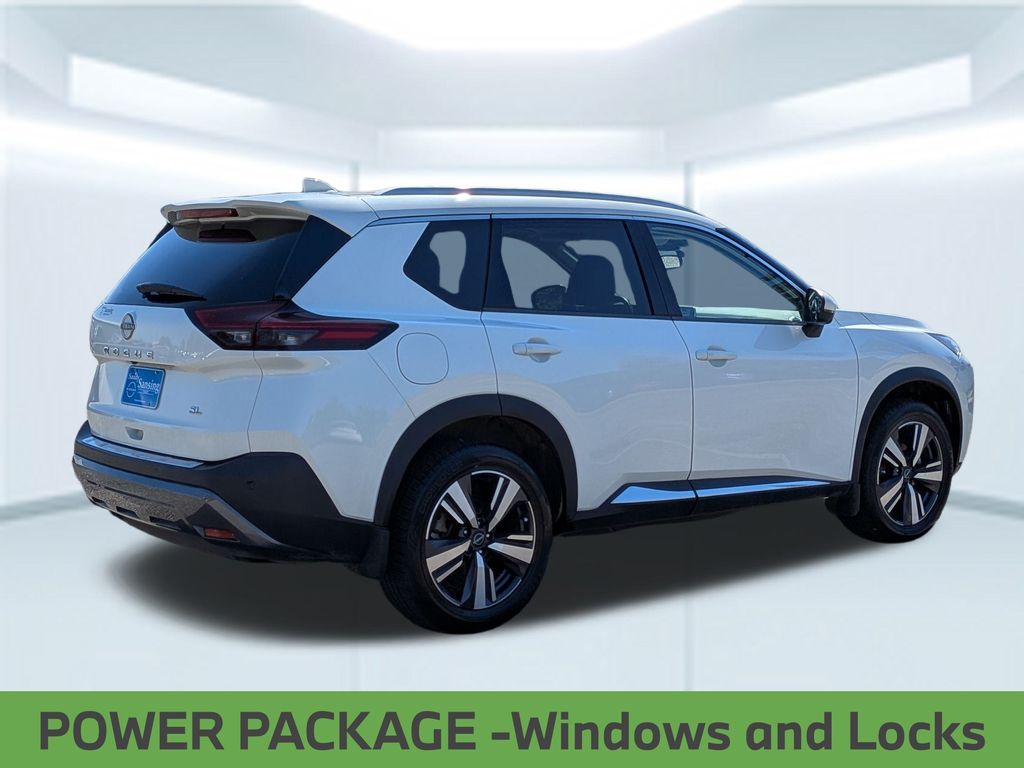 2022 Nissan Rogue SL photo 4