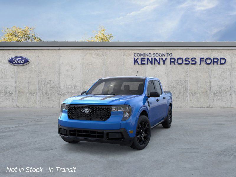 2025 Ford Maverick XLT photo 2
