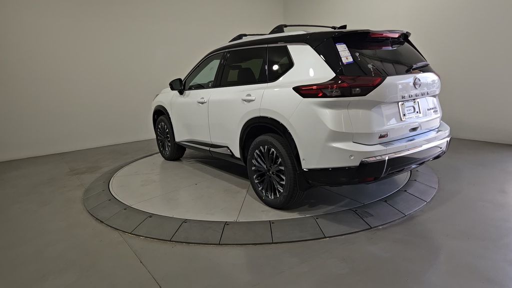 2025 Nissan Rogue Platinum photo 3
