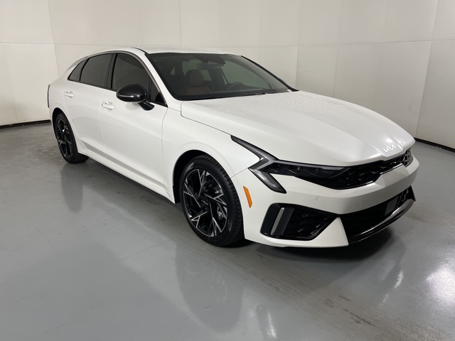 2026 Kia K5 GT-Line photo 2