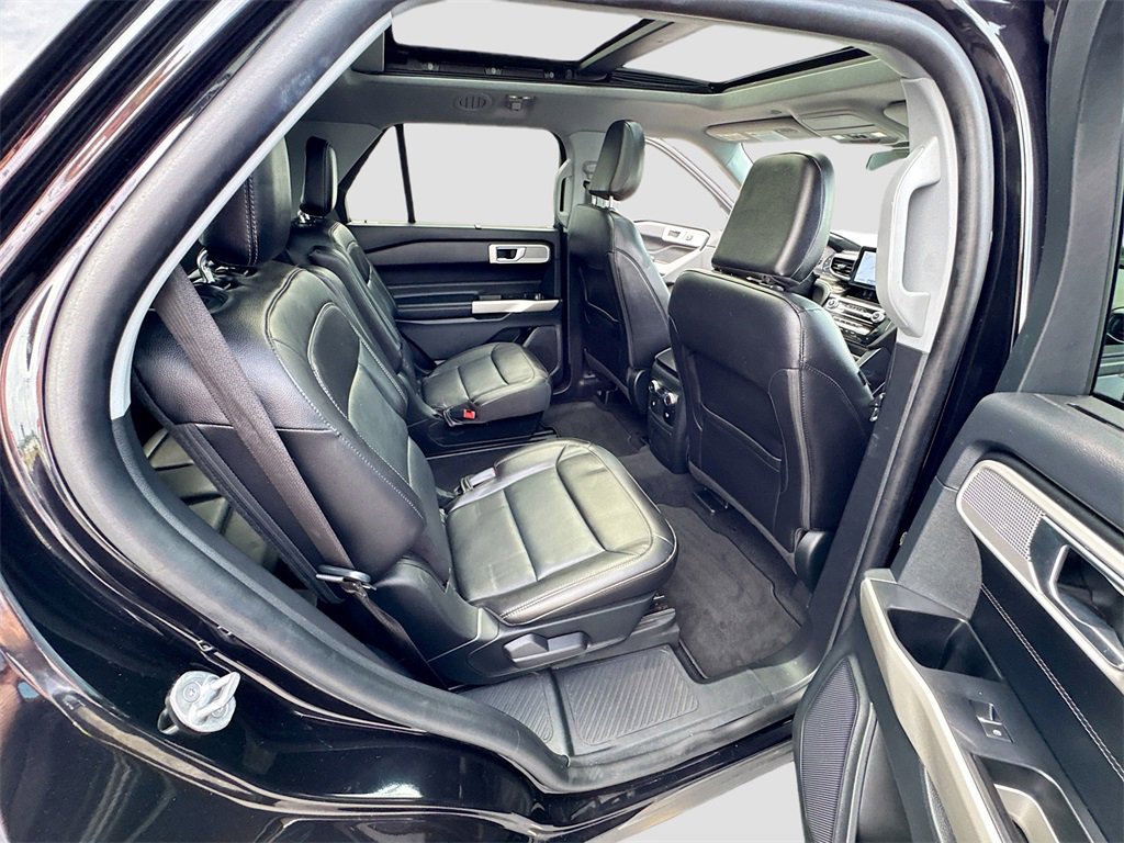 2022 Ford Explorer Limited photo 30