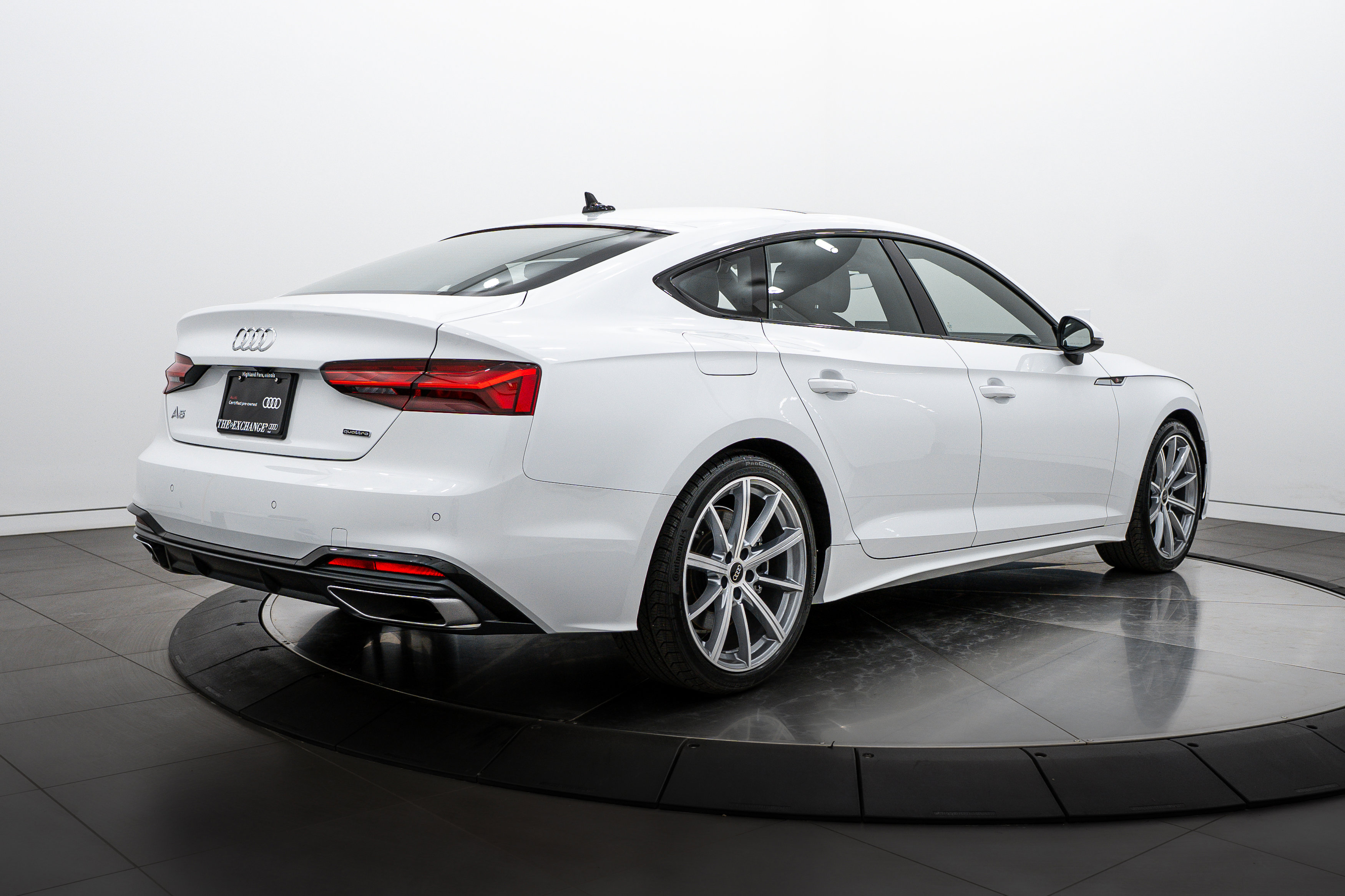 2025 Audi A5 S line Quattro Premium photo 4