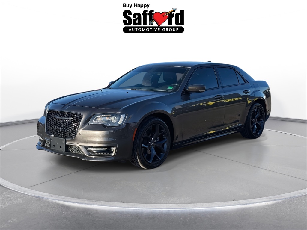 2022 Chrysler 300 Touring L's photo