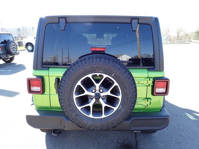 2025 Jeep Wrangler Sport S photo 4