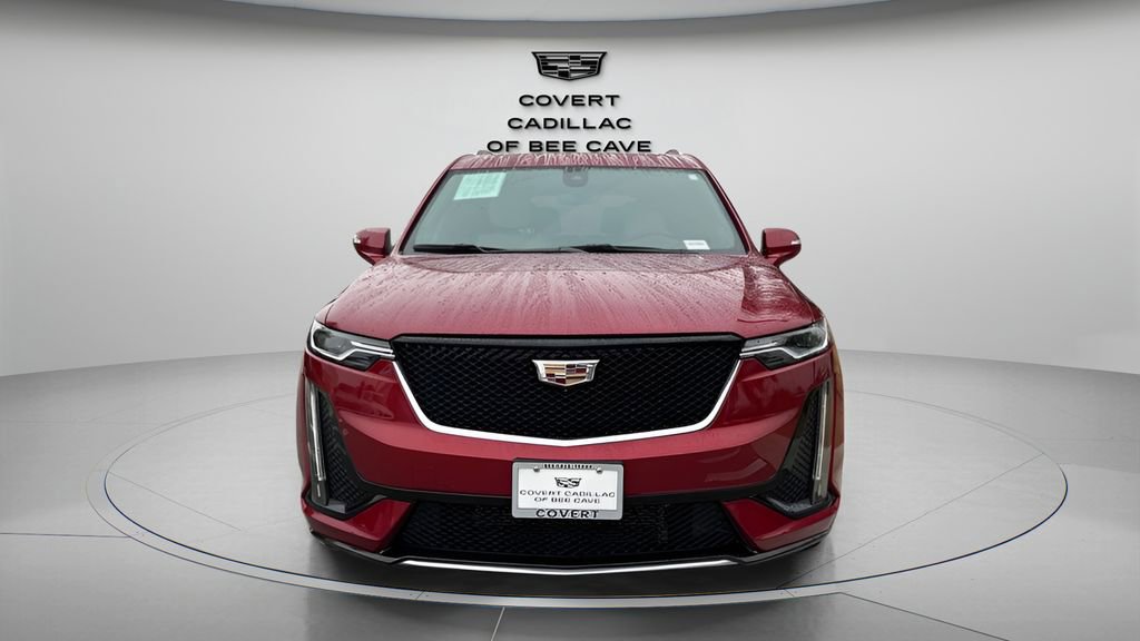 2023 Cadillac XT6 Sport photo 2