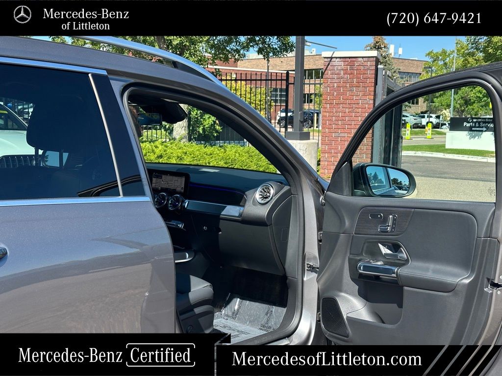 2025 Mercedes Benz EQB 250+ photo 24