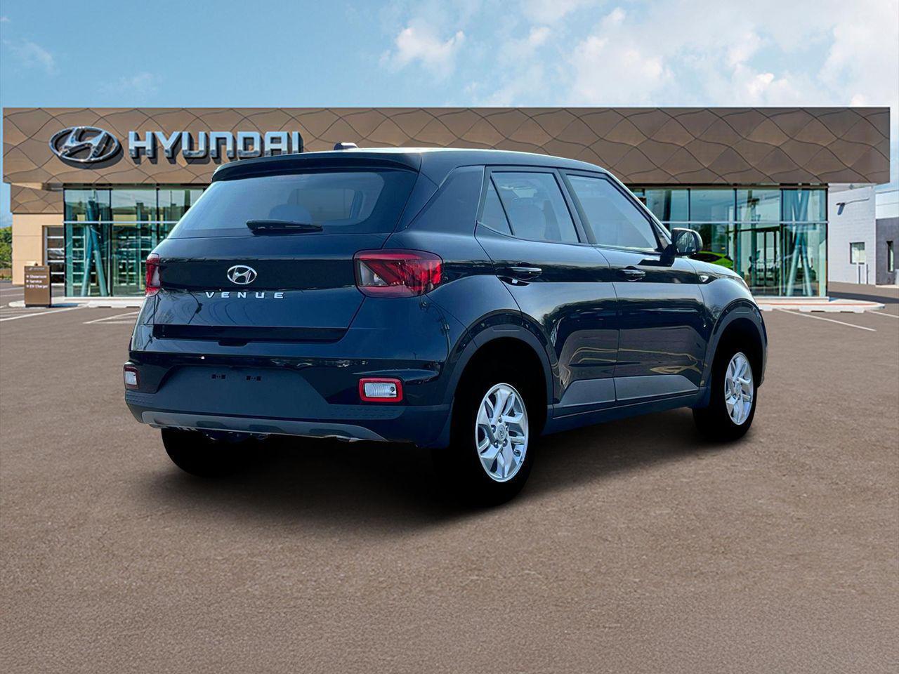 2025 Hyundai Venue SE photo 7