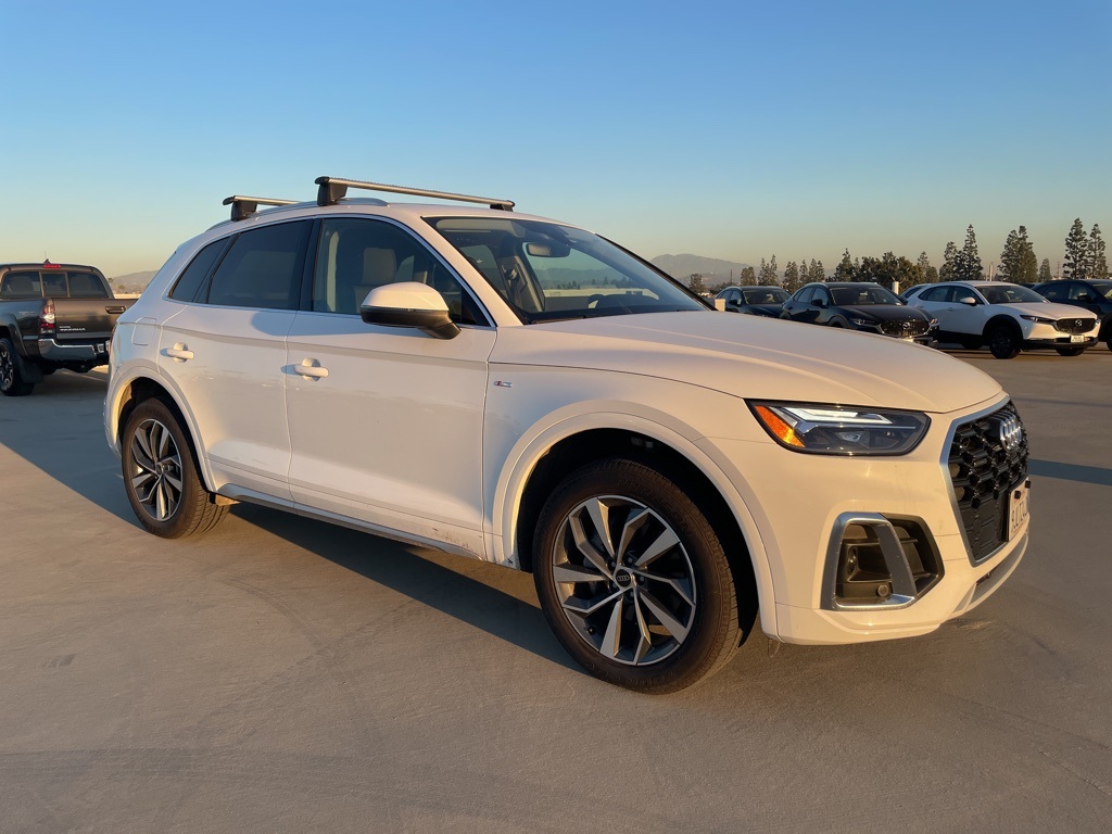 2024 Audi Q5 Premium Plus's photo