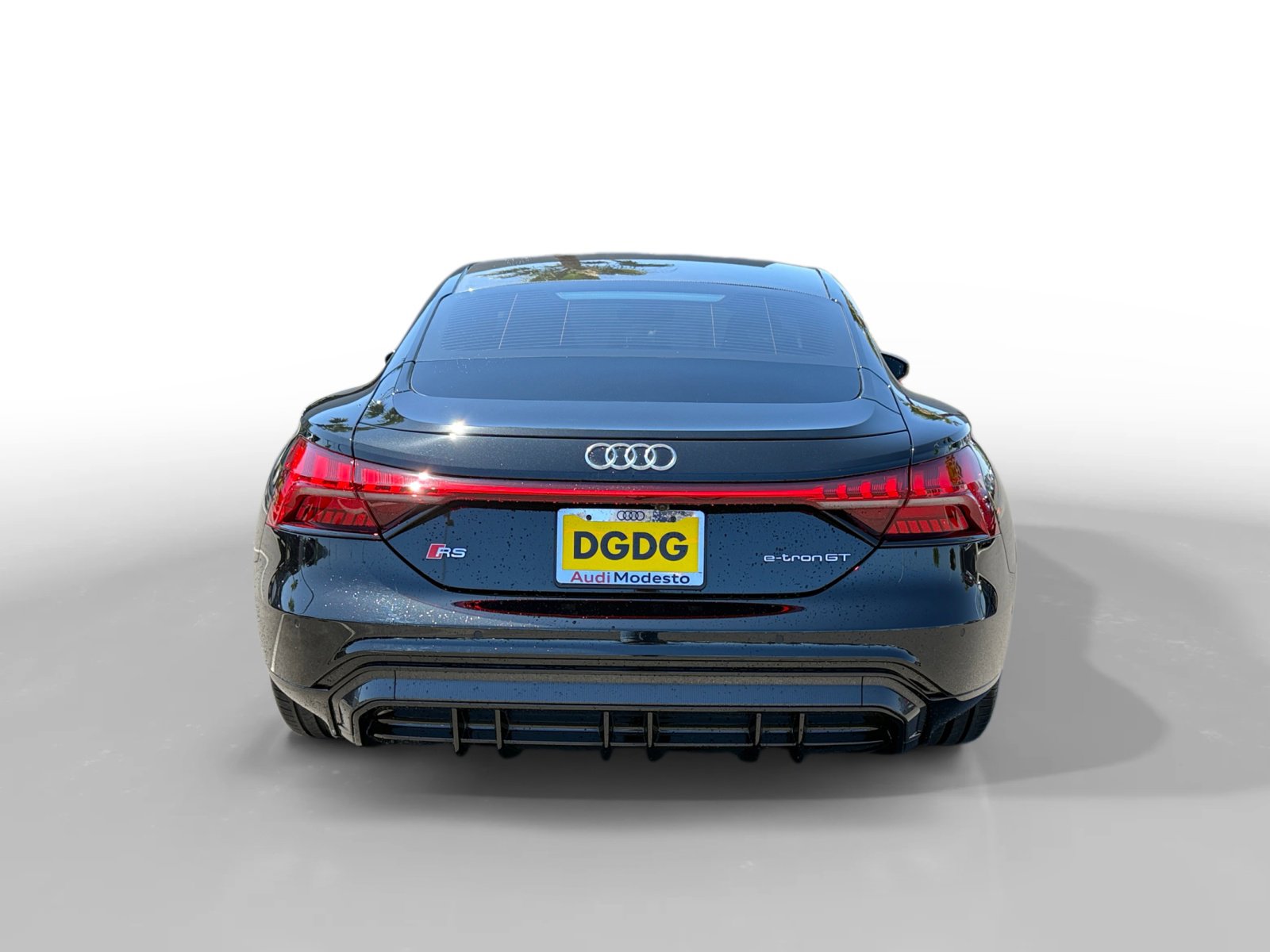 2024 Audi RS e-tron GT Base photo 4