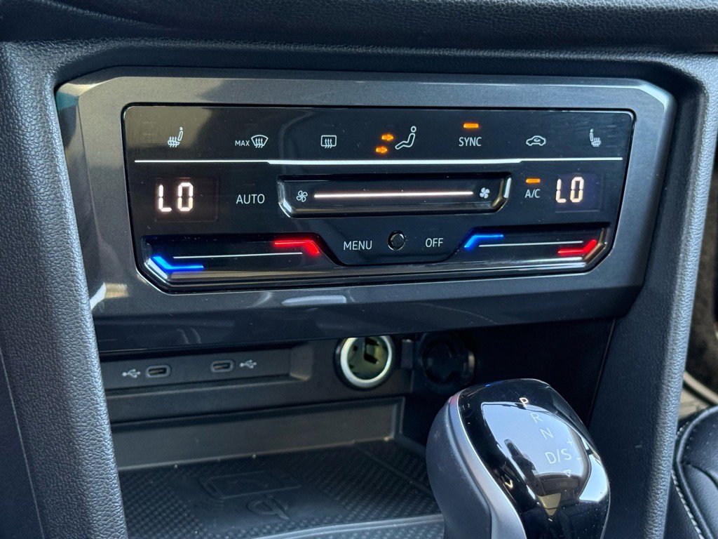 2024 Volkswagen Tiguan SE Wolfsburg Edition photo 10