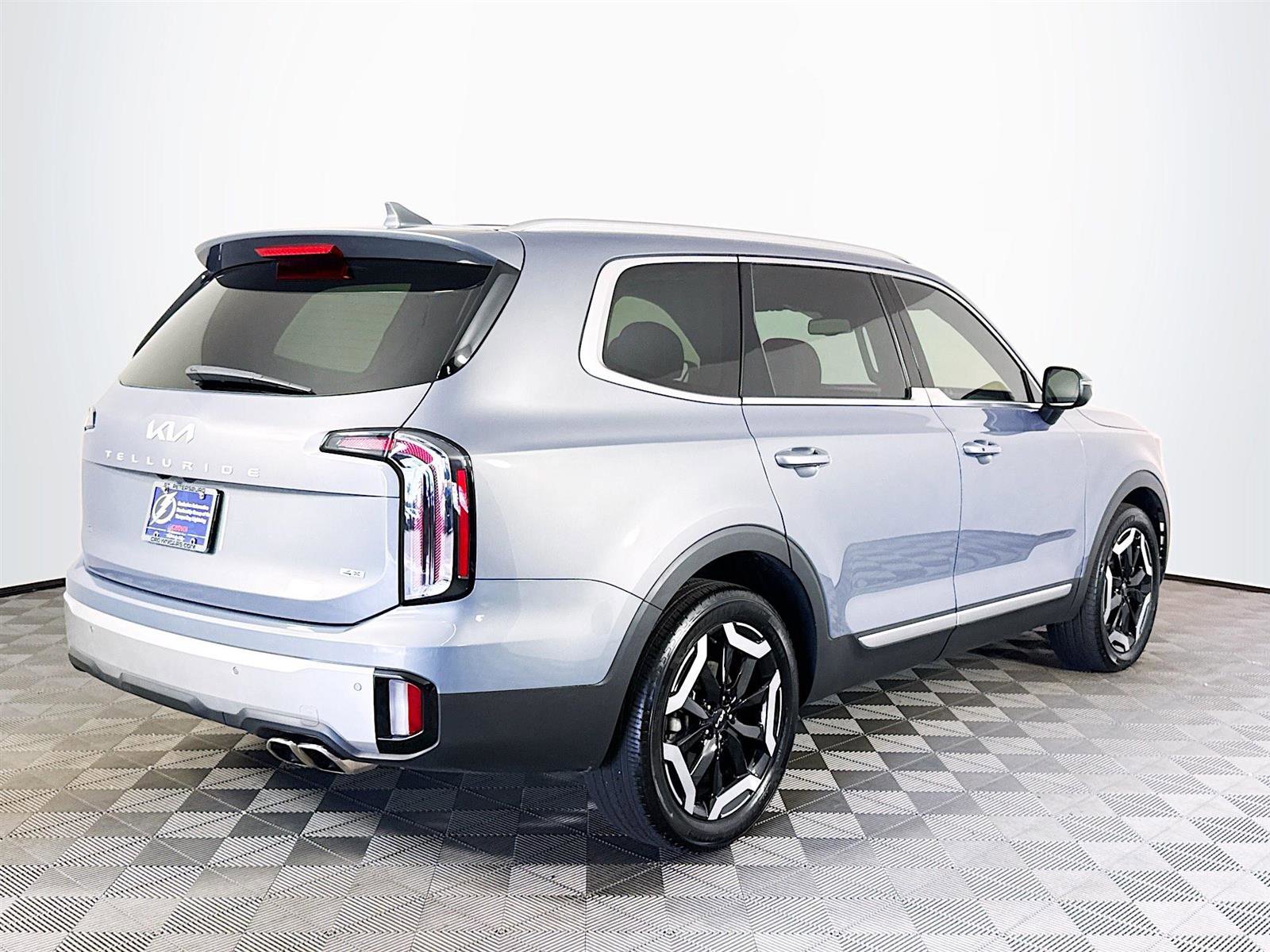 2024 Kia Telluride EX photo 5