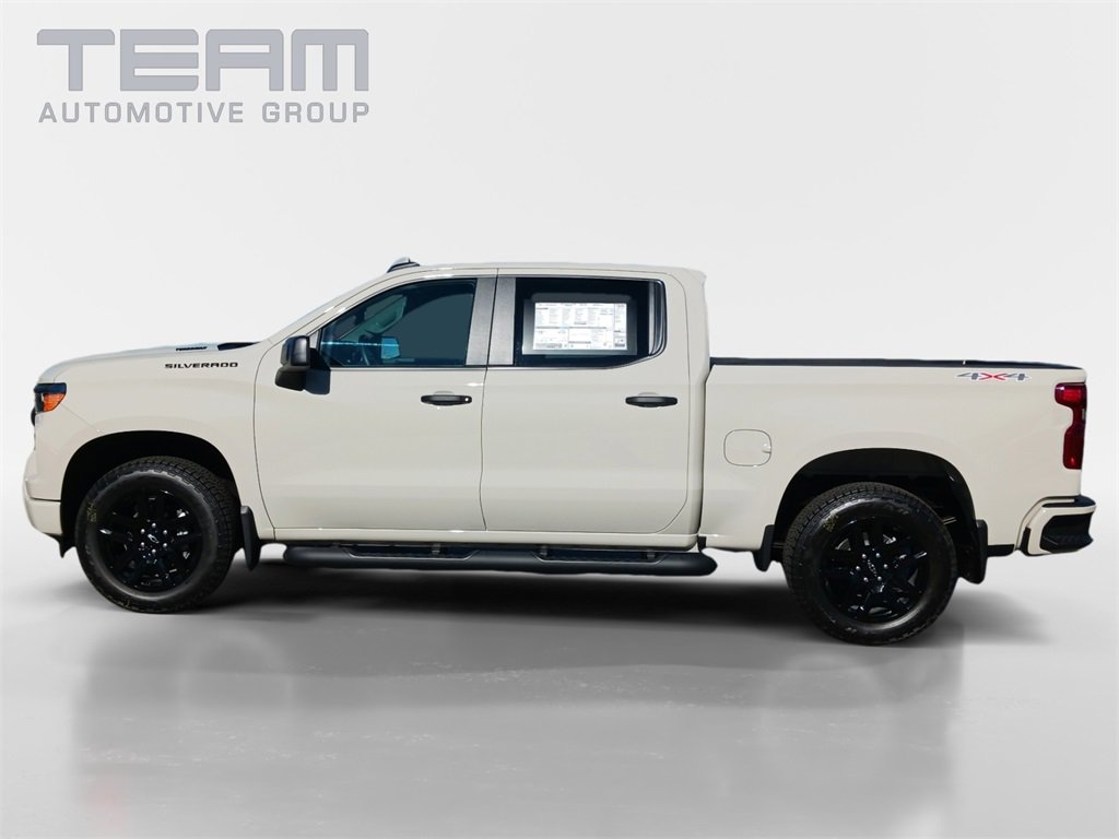 2026 Chevrolet Silverado 1500 Custom photo 4