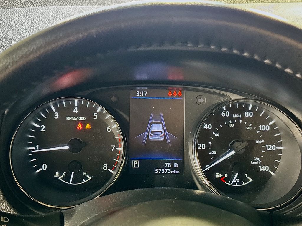 2020 Nissan Rogue Sport SL photo 14