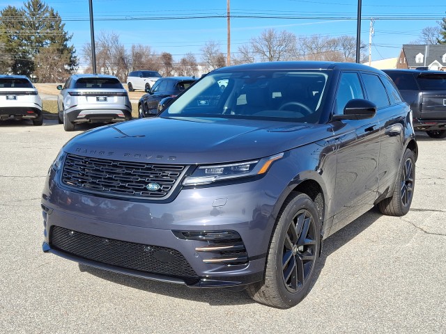 New 2025 LAND ROVER Range Rover Velar Dynamic SE 4 Door in Wilmington ...