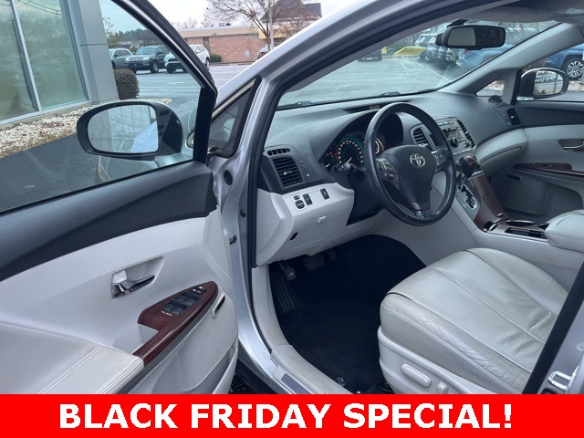 2009 Toyota Venza Base photo 2