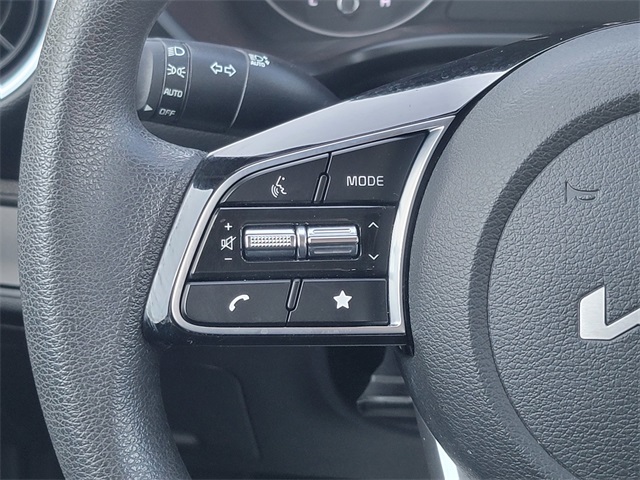 2022 Kia Forte FE LXS photo 27