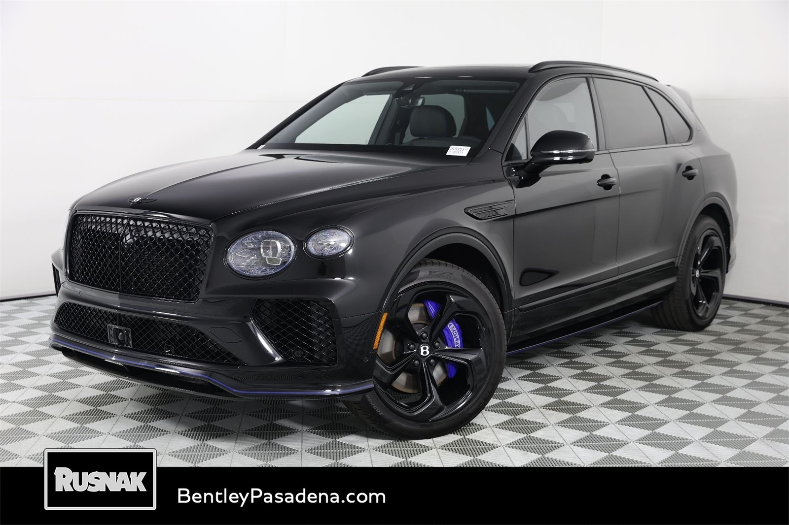 2025 Bentley Bentayga Black Edition's photo