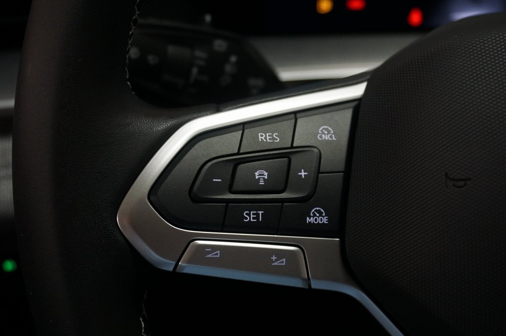 2025 Volkswagen Tiguan S photo 18