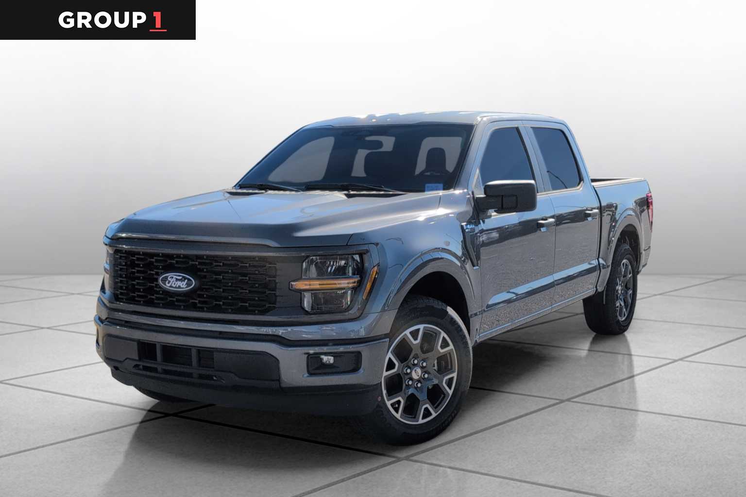 2025 Ford F-150 STX's photo