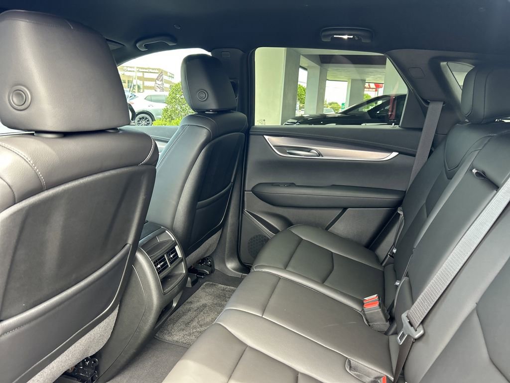2024 Cadillac XT5 Luxury photo 16
