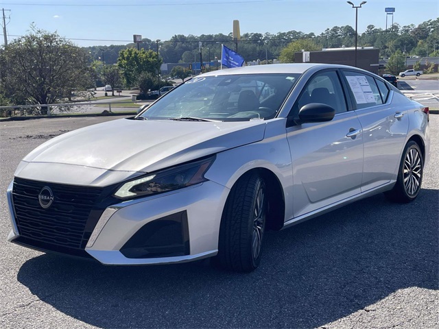 2024 Nissan Altima 2.5 SV photo 7