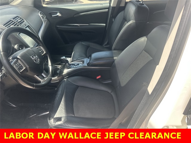 2020 Dodge Journey Crossroad photo 19
