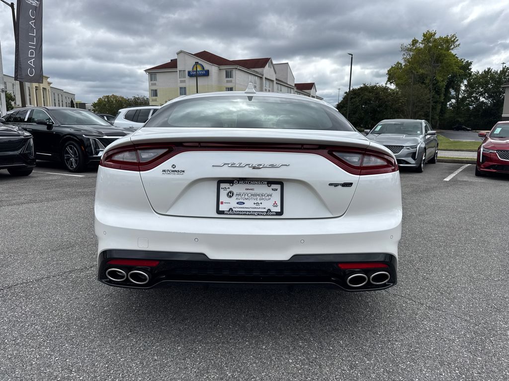 2020 Kia Stinger GT-Line photo 4