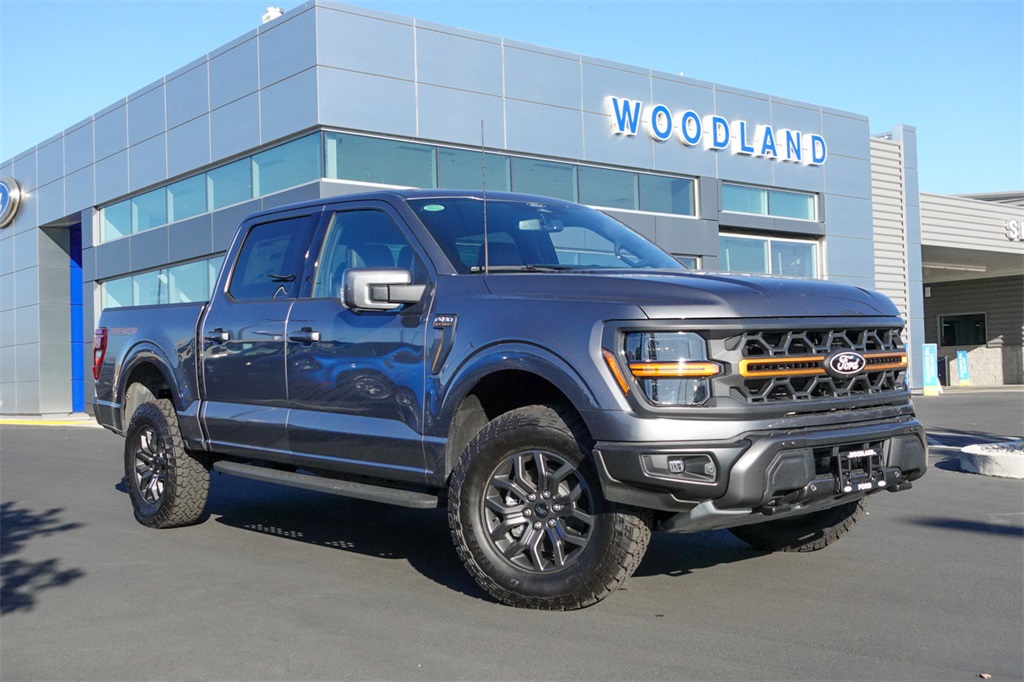 2025 Ford F-150 Tremor photo 2