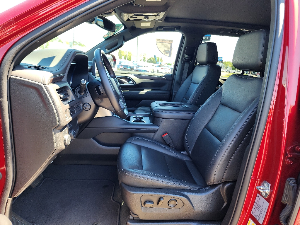 2022 Chevrolet Tahoe LT photo 25