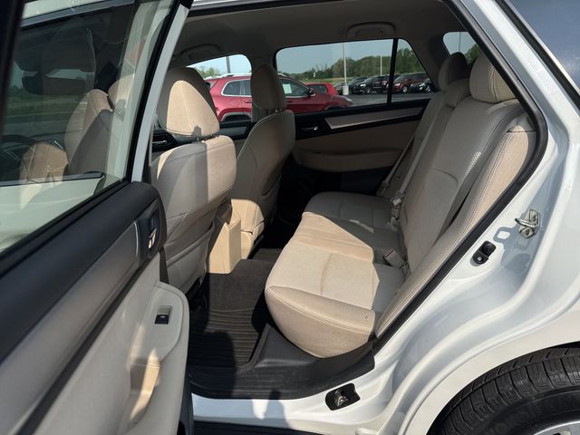 2017 Subaru Outback 2.5i Premium photo 23