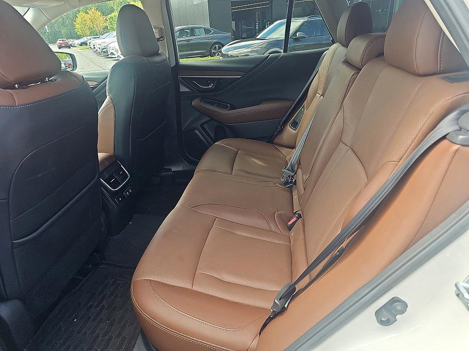 2021 Subaru Outback Touring photo 29