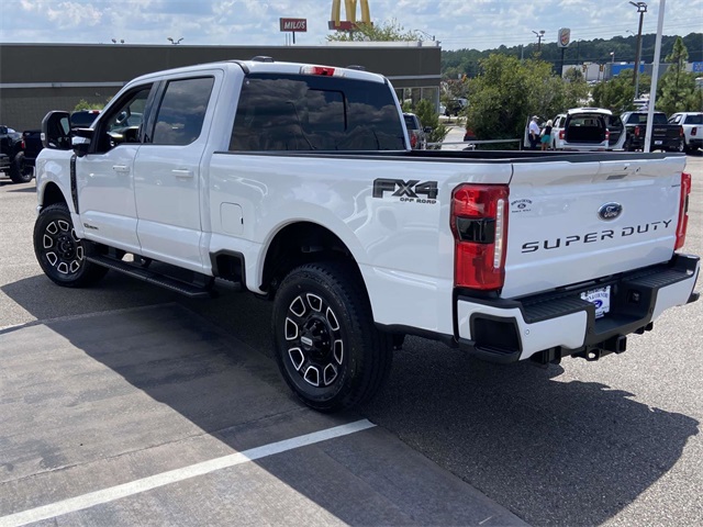 2024 Ford F-250 Lariat photo 26