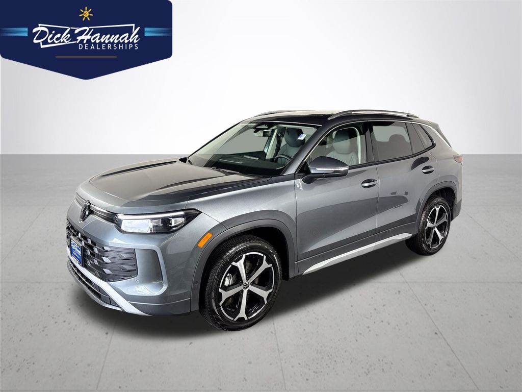 2026 Volkswagen Tiguan SE's photo