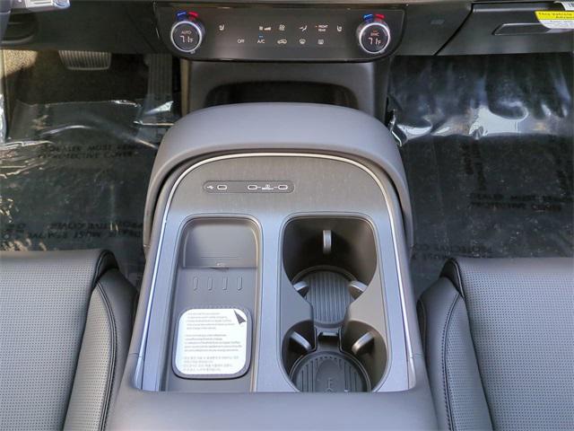 2026 Hyundai Palisade SEL photo 17