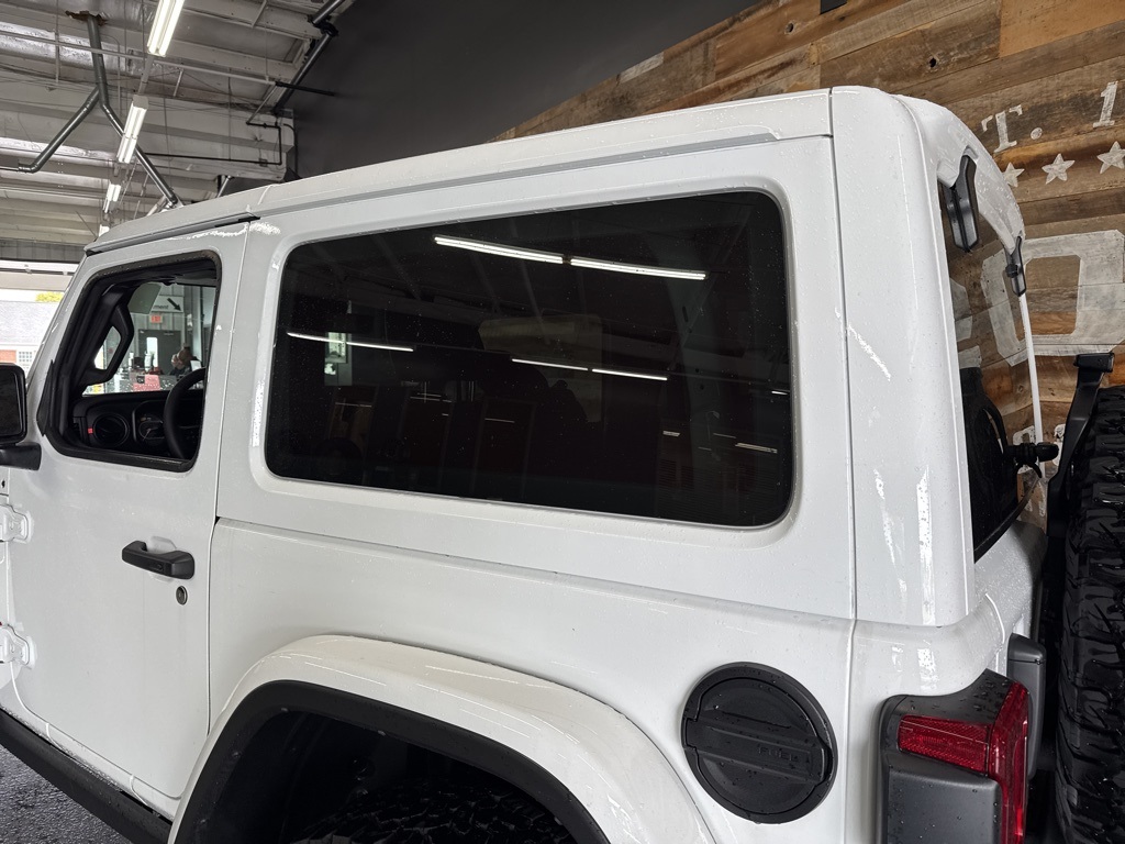 2024 Jeep Wrangler Rubicon X photo 9