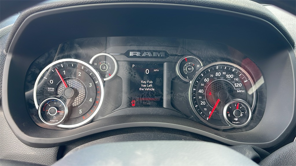 2025 Ram 2500 Tradesman photo 18
