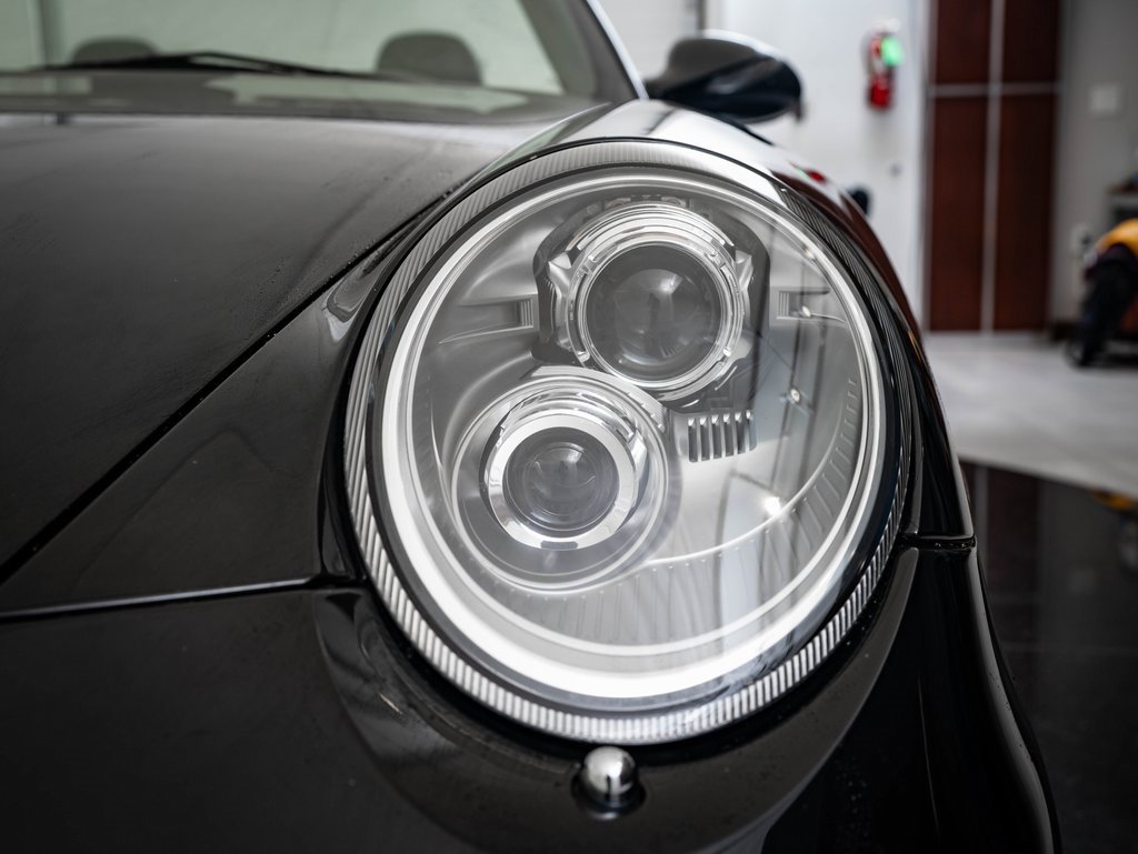 2011 Porsche 911 GTS photo 14