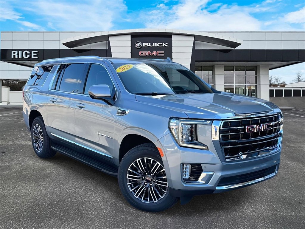 2024 GMC Yukon XL SLT's photo