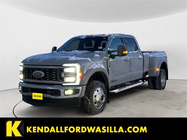2025 Ford F-450 Super Duty Lariat