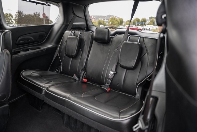 2019 Chrysler Pacifica Limited photo 36