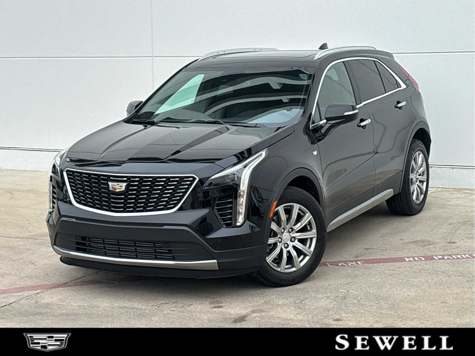 2023 Cadillac XT4 Premium Luxury's photo