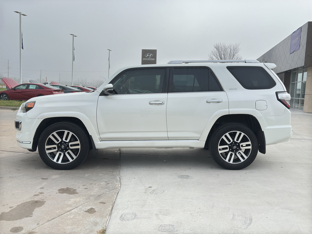 2014 Toyota 4Runner Limited photo 4