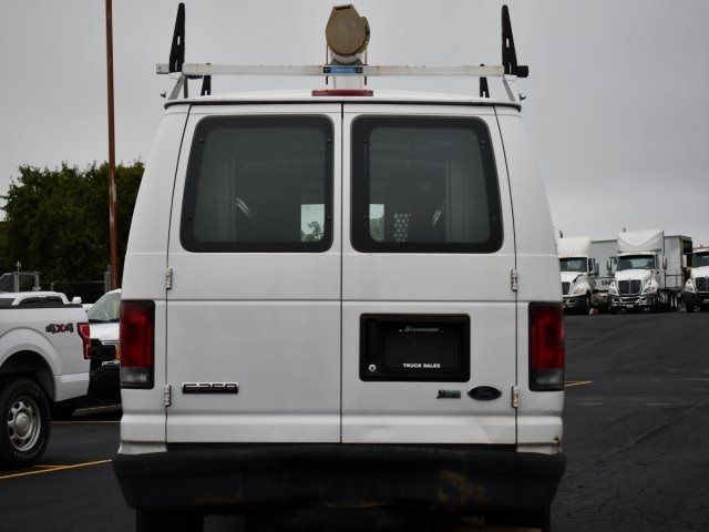 2010 Ford E-250 Cargo photo 4